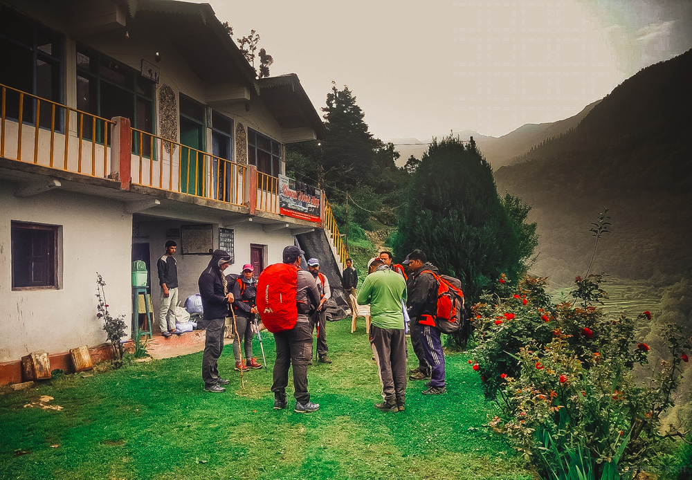 briefing session before trek - agoda